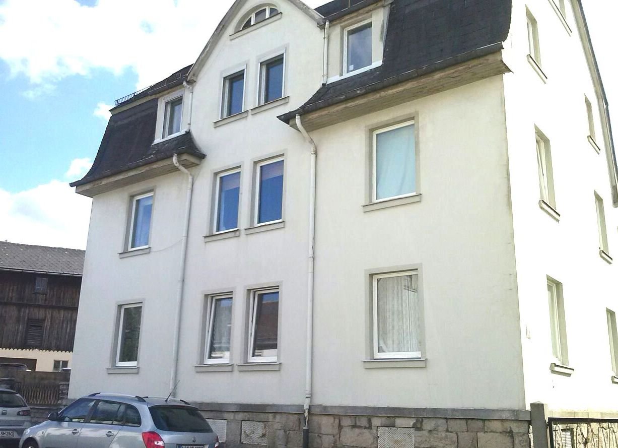 Schwarzenbach a.d.Saale: großzügig gestaltete ruhige Drei-Zimmer-Wohnung in Schwarzenbach/Saale zur Miete!! 