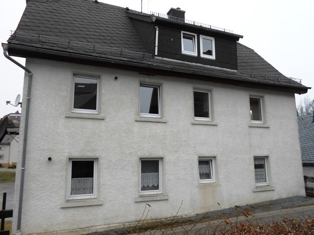 Schwarzenbach a.Wald: ***ruhiges, massives Dreifamilienhaus bei Schwarzenbach am Wald!!*** 