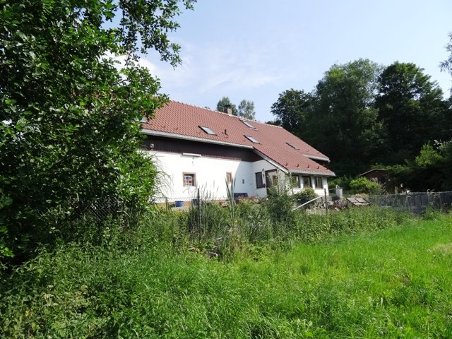 Stammbach: Top saniertes Landhaus in idyllischer Gegend 