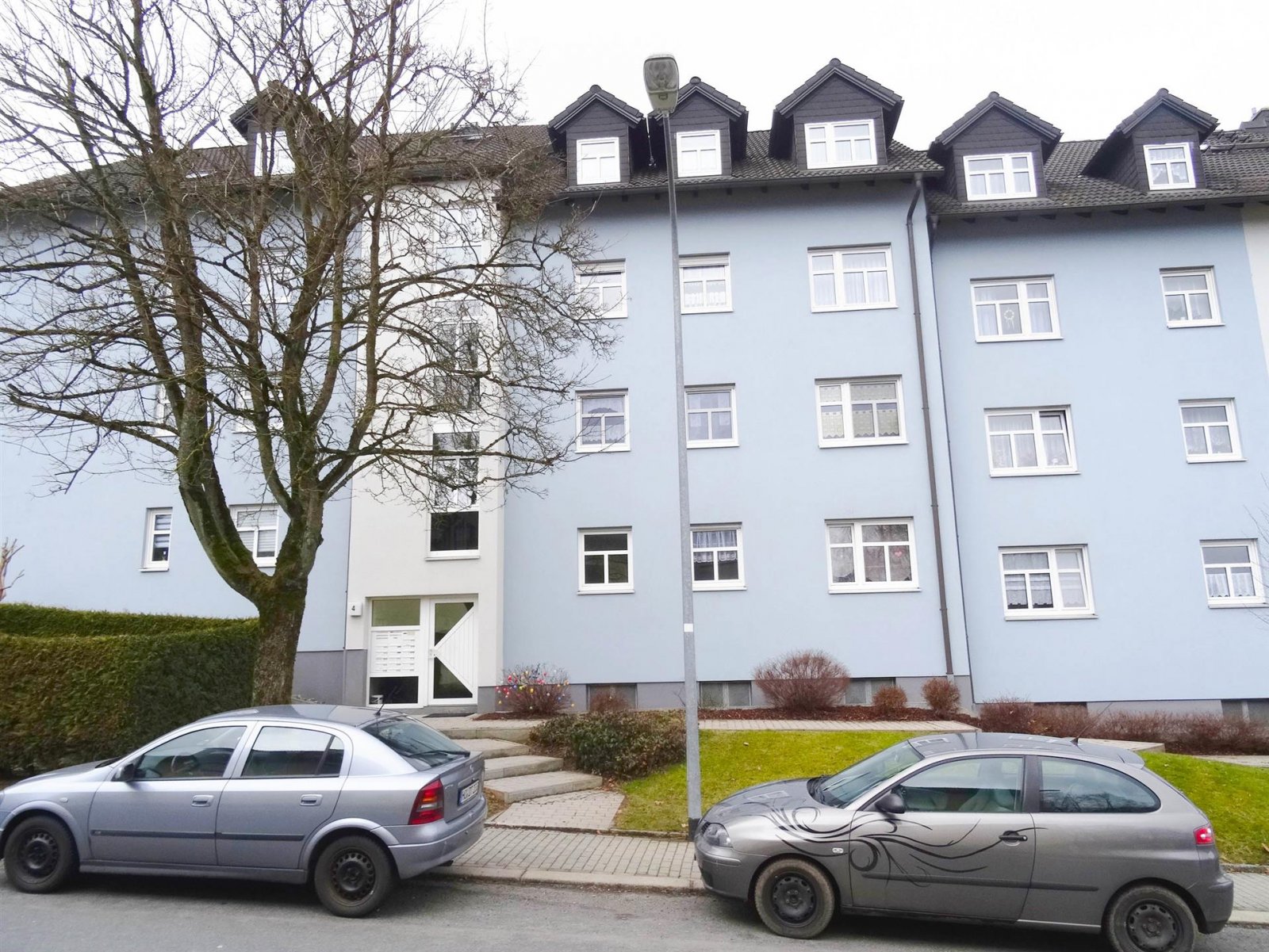 Helmbrechts: Wohnen ganz oben ....gemütliches Zuhause im Dachgeschoss... 