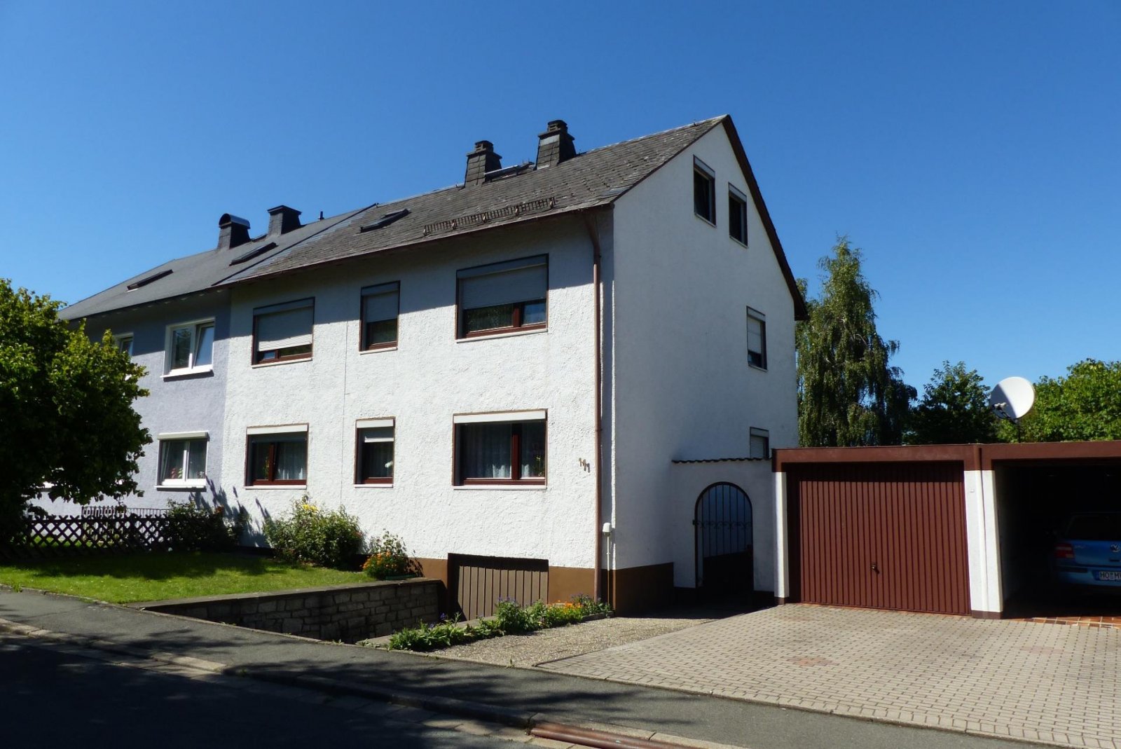 Helmbrechts: gepflegtes Zweifamilienhaus in Helmbrechts 