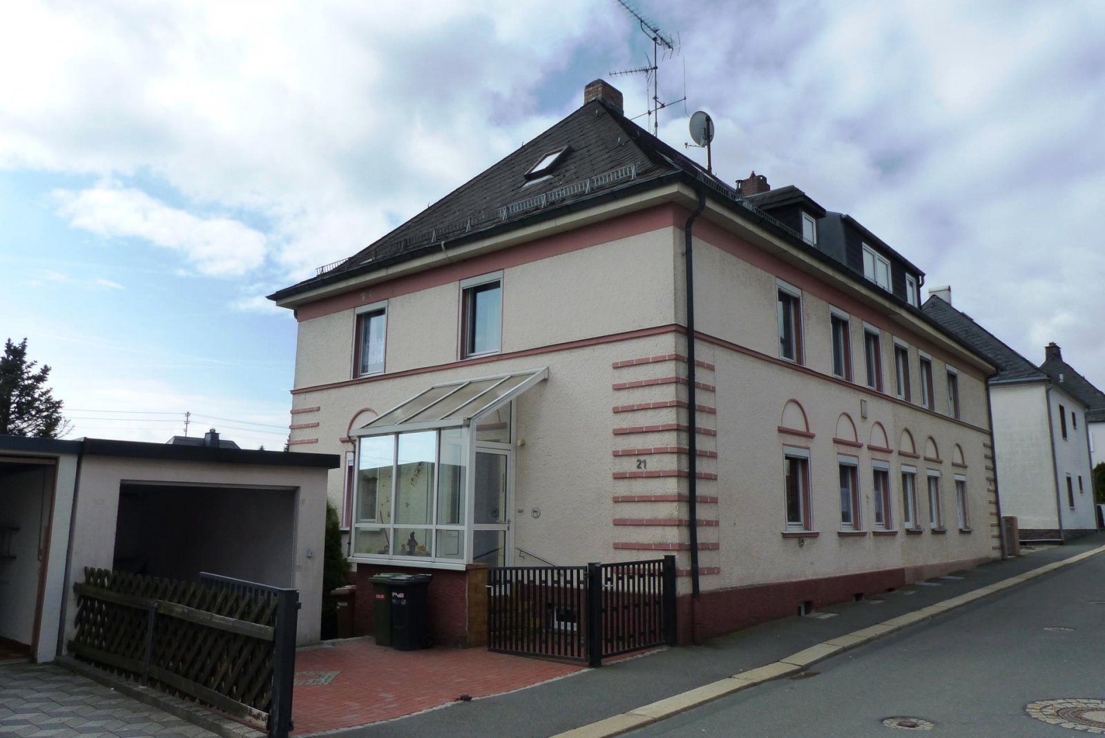 Helmbrechts: Ideales Haus für die junge Familie 
