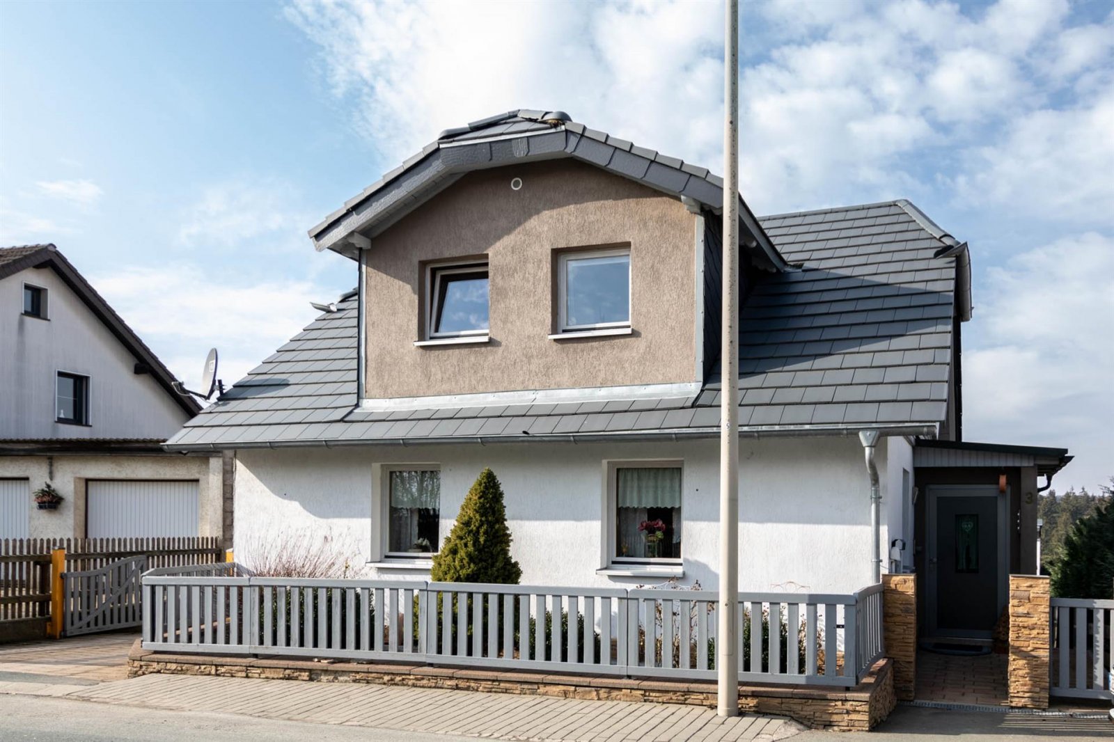 Selbitz: Hübsches Einfamilienhaus, mit sehr viel Liebe! 