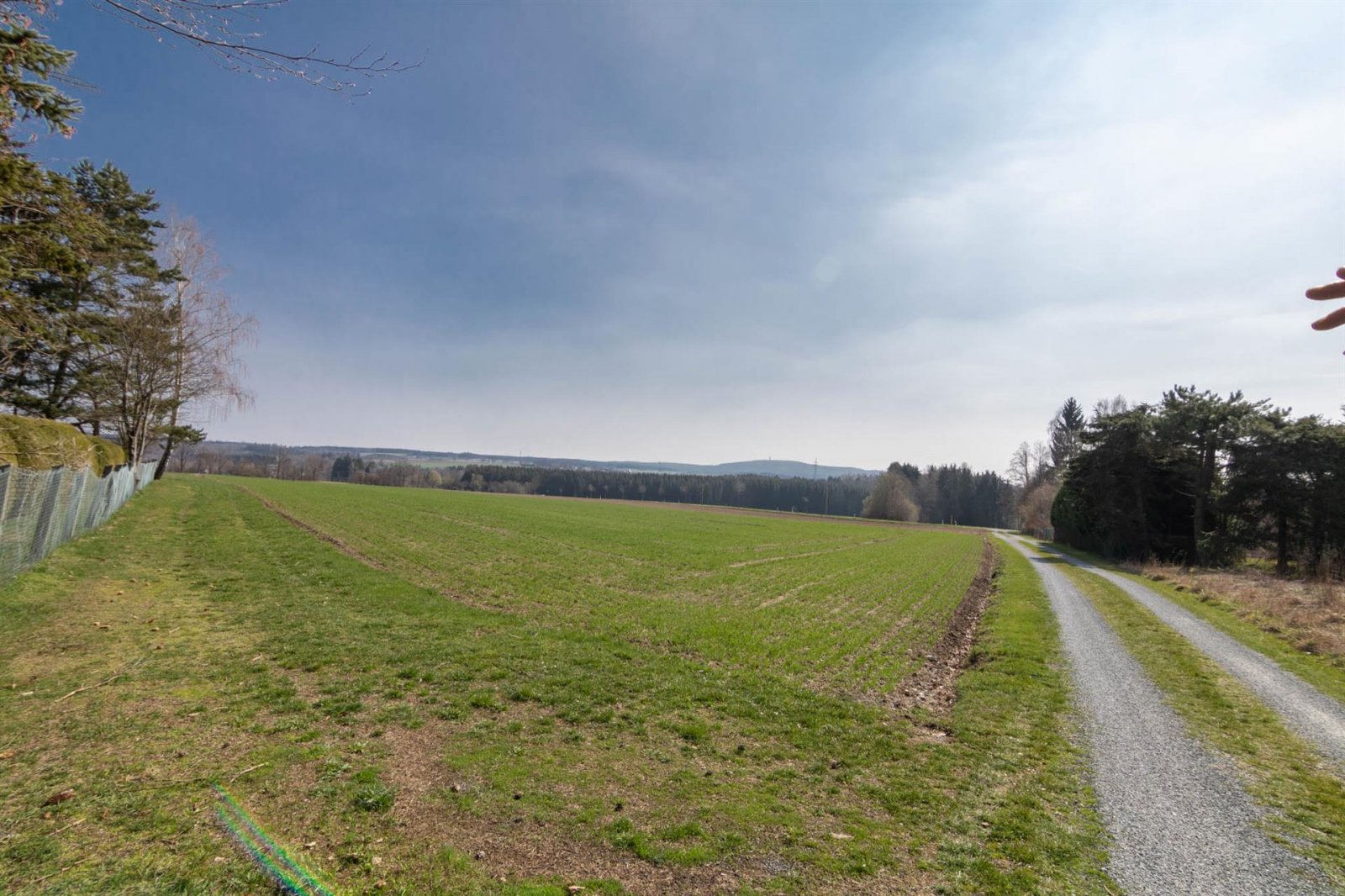 Oberkotzau: Schaffen Sie sich ein Stück Freizeit mit herrlichem Blick aufs Fichtelgebirge 