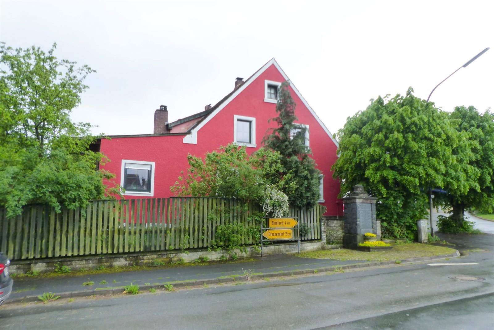 Bindlach: ehemaliges Bauernhaus - mit Platz für zwei Familien 
