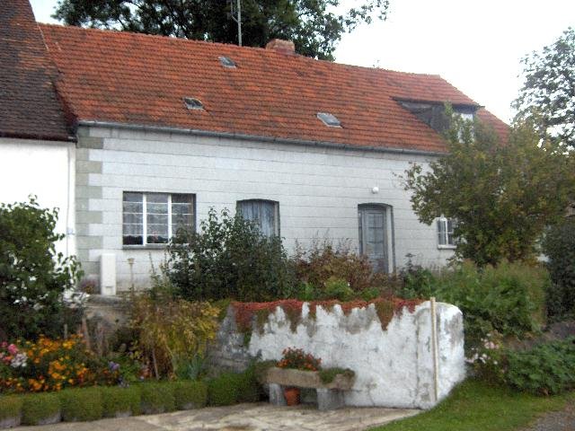 Gefrees: sanierungsbedürftiges Bauernhaus 