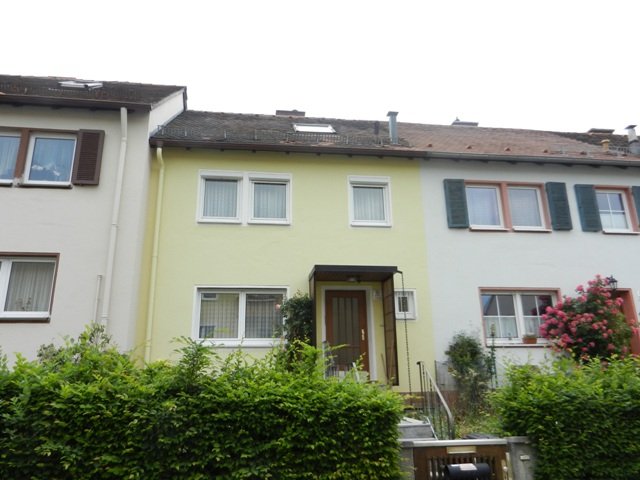Hof: gemütliches Reihenhaus 