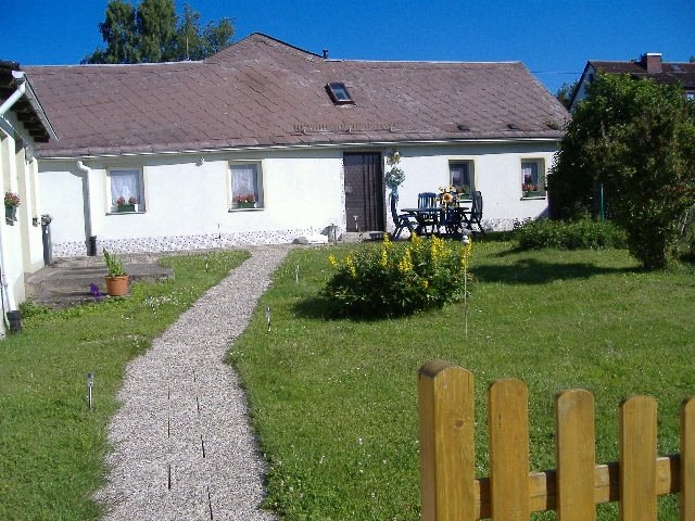 Selbitz: gemütliches Haus in ländlicher Lage 
